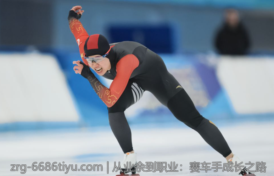 从业余到职业：赛车手成长之路